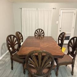 Dining table & chairs
