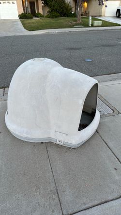 Dog igloo FREEEEEEEEE