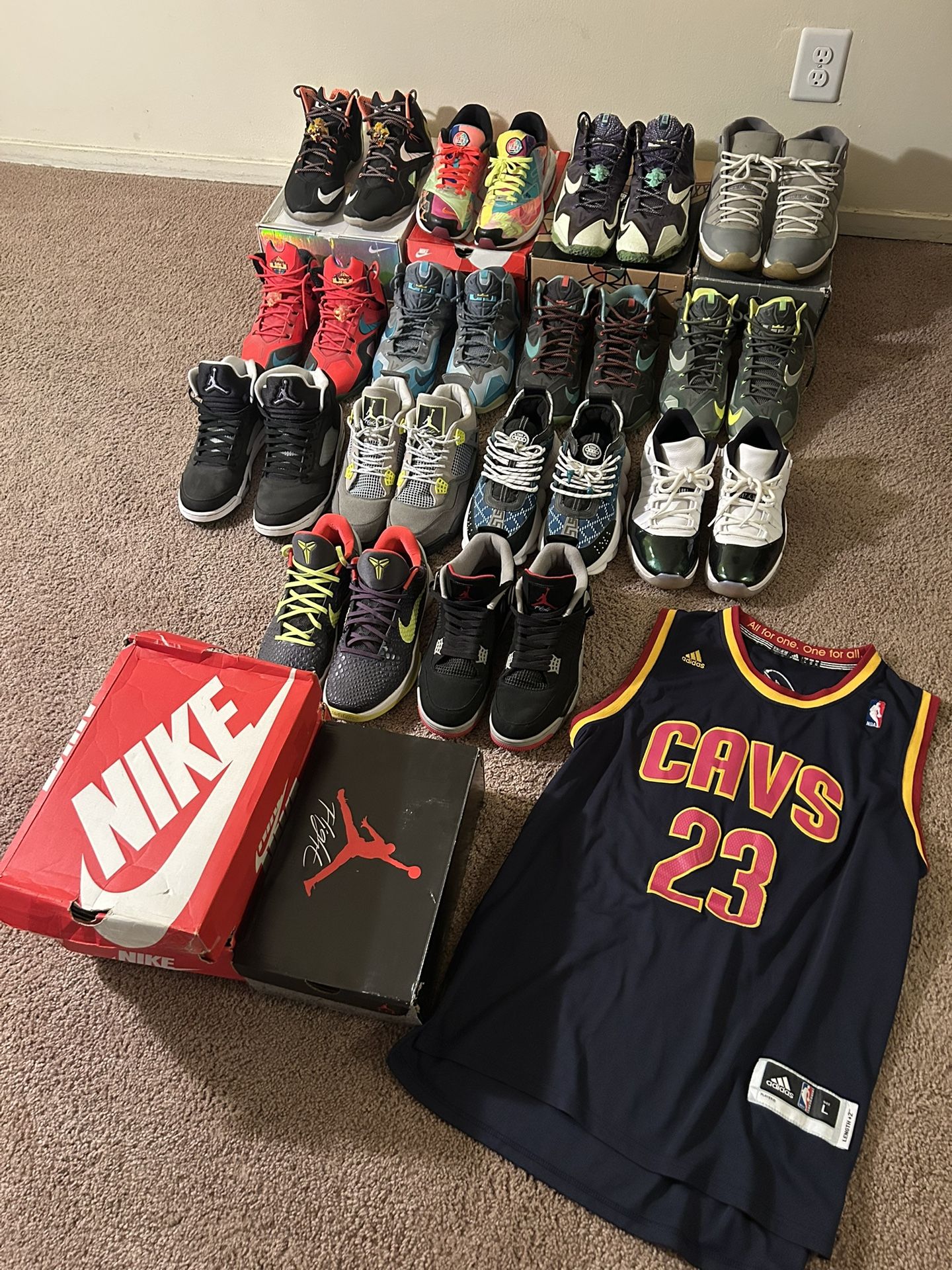 Holiday Steal Sneaker Bundle 4