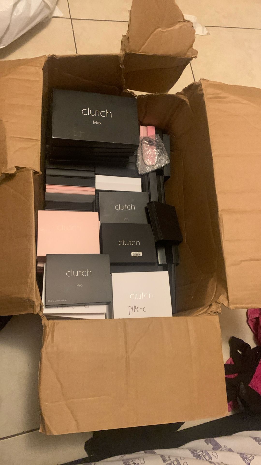 Clutch Chargers Pink, Black Peach And White