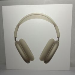 AirPods Max with Smart Case