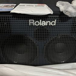 Roland Keyboard Amplifier Model KC-990