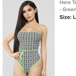 Fashion Nova-Green & Pattern Tube Top bodysuit Size L