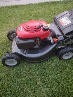 Honda Hrc215 Commercial Lawnmower for Sale in Paramount CA OfferUp