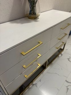 Dresser & a night stand
