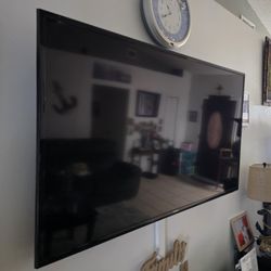 TV  Samsung 65" Smart Tv