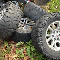 18” GMC factory Rims