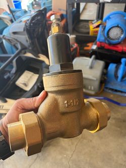 1-1/2" Brass Water Pressure Reducing Valve