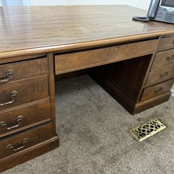 Executive Office Furniture 