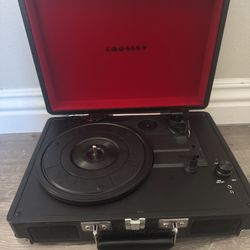 Crosley suitcase Record Player 