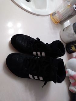 Adidas Boy boxing shoes