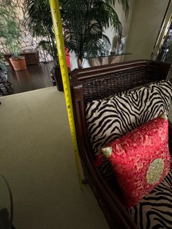 Chair. Set of 2. Practically brand new.