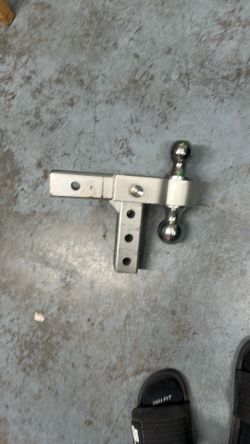 Aluminum hitch ball receiver 6” drop/rise