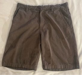 Quicksilver Men’s Size 34 Dark Gray Vertical Pinstripe Shorts
