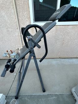 Inversion table