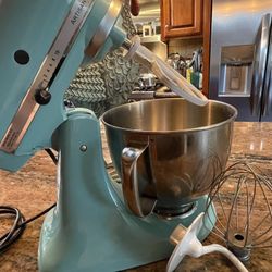 Kitchenaid 4.5 Quart Tilt Mixer with Attachments