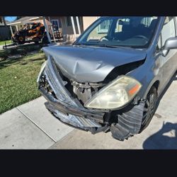 Nissan Versa  Sv Parts 2008