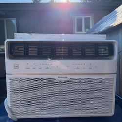 Toshiba window air conditioner BTU 10,000