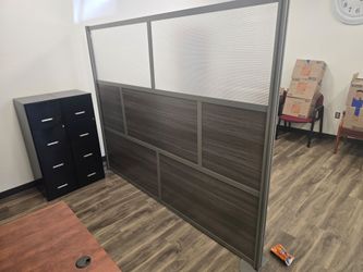 Room partition divider