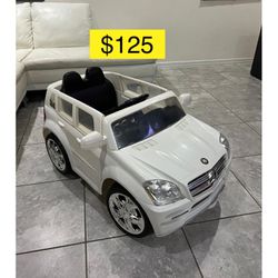 From $600 only $125! Kids electric car 6V Mercedes Benz Ride with charger/ Carro electrico niños