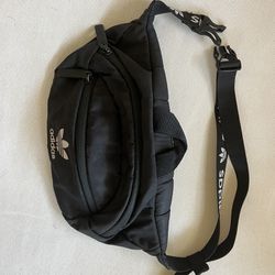Adidas Originals National Waist Bag/Fanny Pack Black/White Unisex