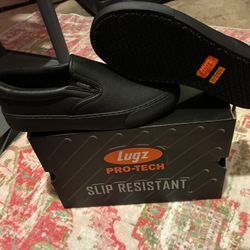 Lugz Womens Clipper Slip-Resistant Slip-on Work Sneaker Size 9