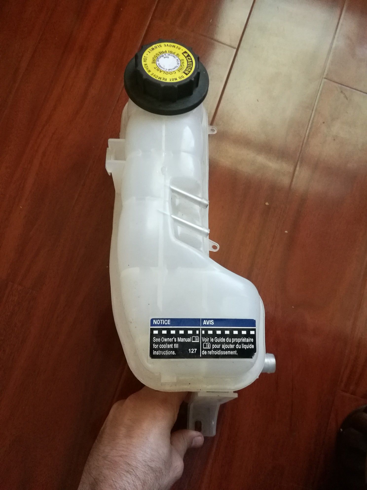 Chevy GM coolant reservoir