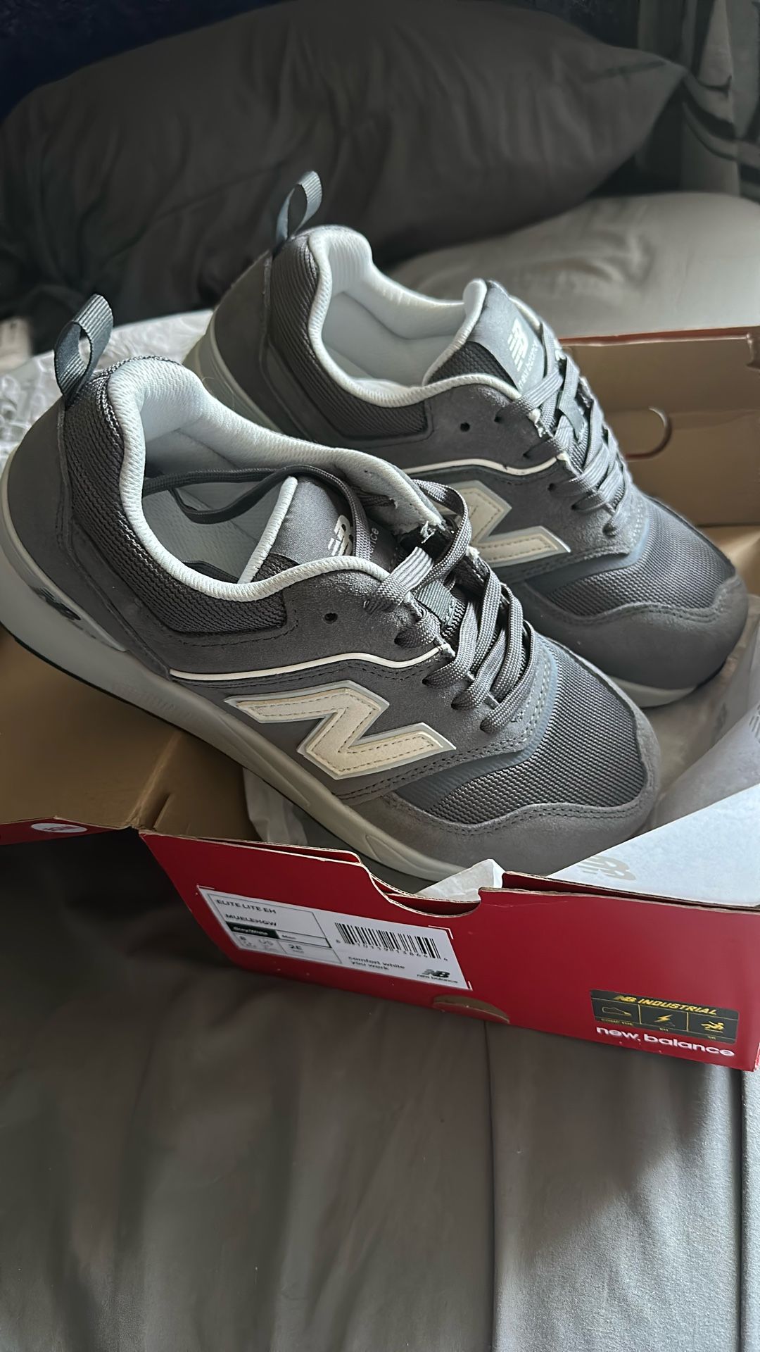 New Balance Elite Lite Eh Size 8 Men