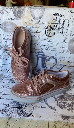 Girls air walk sparkly pink size 2