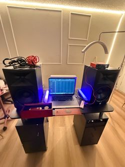 MUSIC STUDIO FOR SALE (feel free to dm)