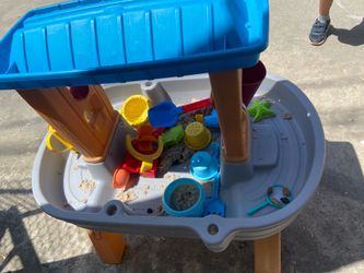Child’s water toy