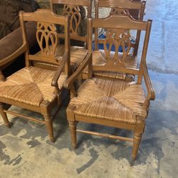 4 Chairs 