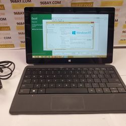 LIKEM NEW SURFACE RT RUNNING WINDOW 8.1 (INV. M1065N)

$150.00

