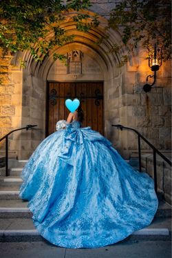 Baby blue quinceañera dress