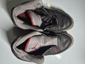 Black/Grey Jordan Retro 3, Condition 7/10, Men's Size 11