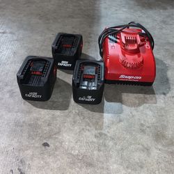 Snap On Battery’s 14.4v And charger for Battery’s 