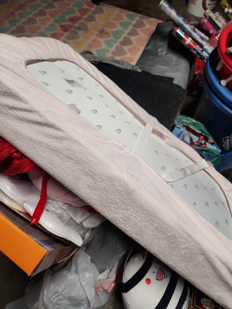 Changing Table Pad And Pink Cover The Pad Has A Belt And Great Condition