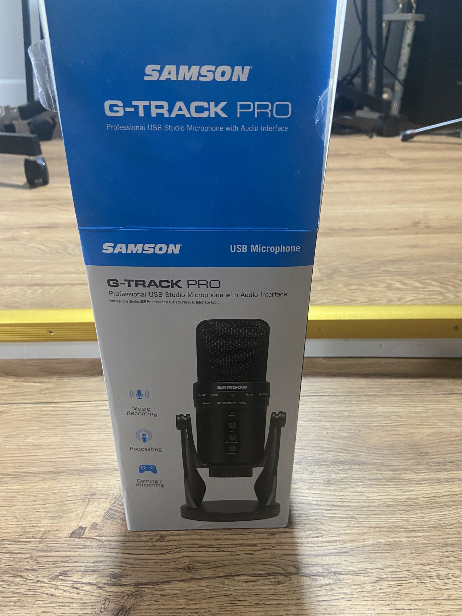 PODCAST MIC- G-TRACK PRO (NEW) IN BOX - $100