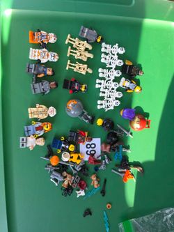 Lego Bucket Lot Speed Champions, Star Wars, etc minifigures and Batmobile