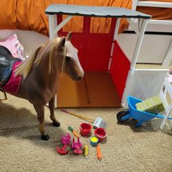 Horse And Barn For 18 Inch Dolls