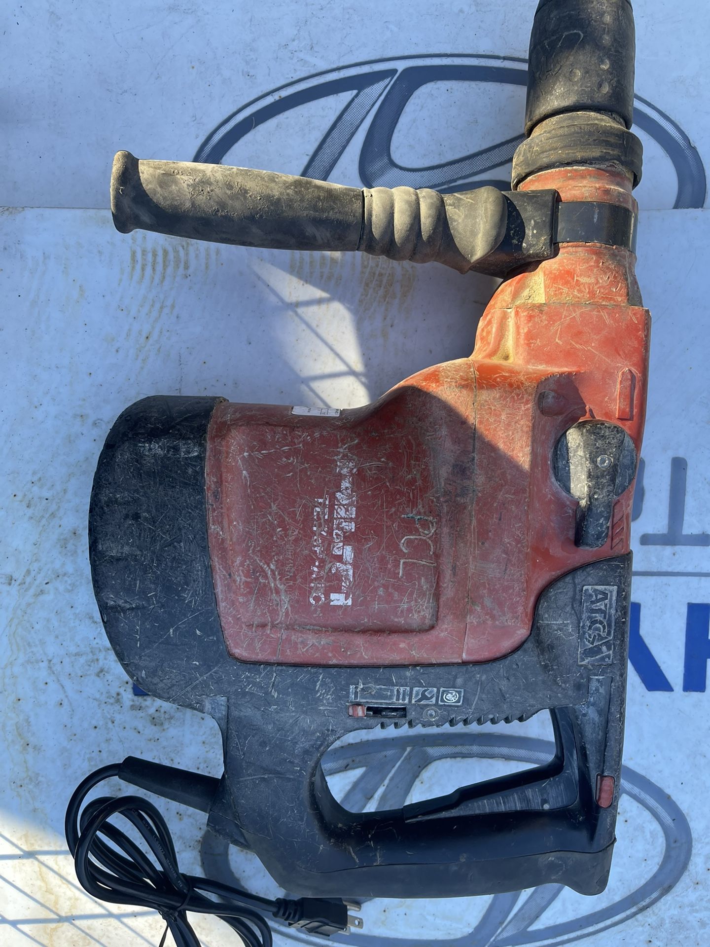 Hilti TE 70 ATC Demolition Rotary Hammer Hilti TE 70 ATC Demolition Rotary Hammer