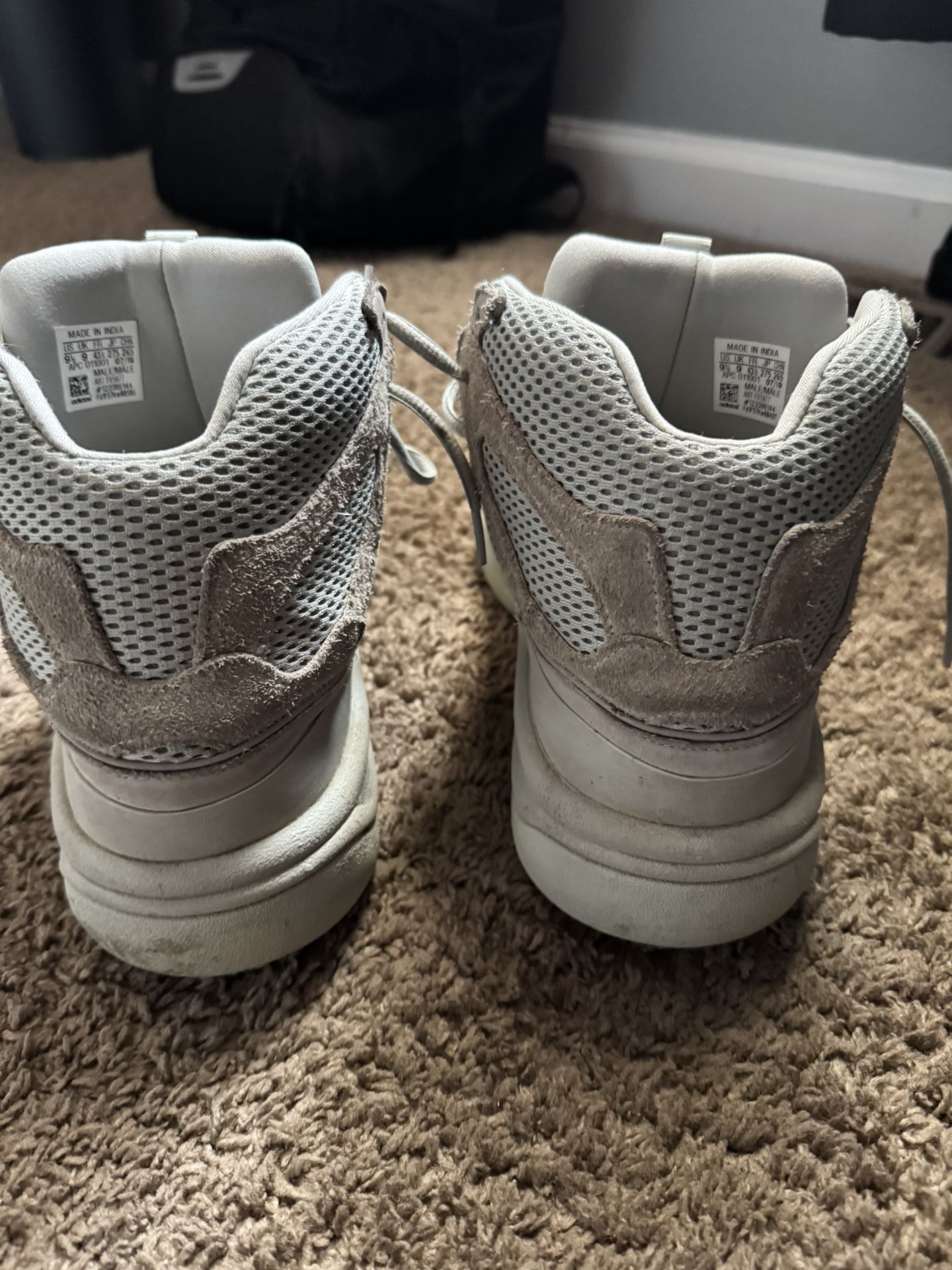Yeezy Desert Boot ‘salt,