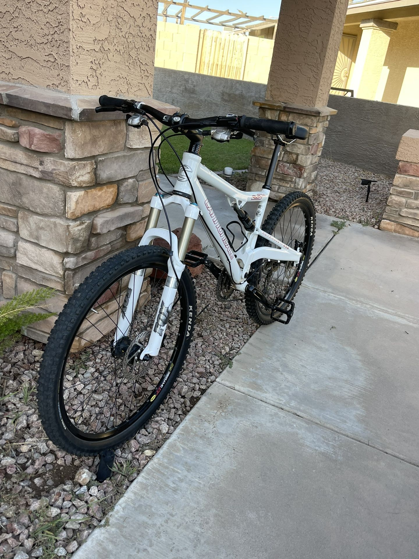 CANNONDALE RUSH SL 26 INCH FULL SUSPENSION MOUNTAIN BIKE for Sale
