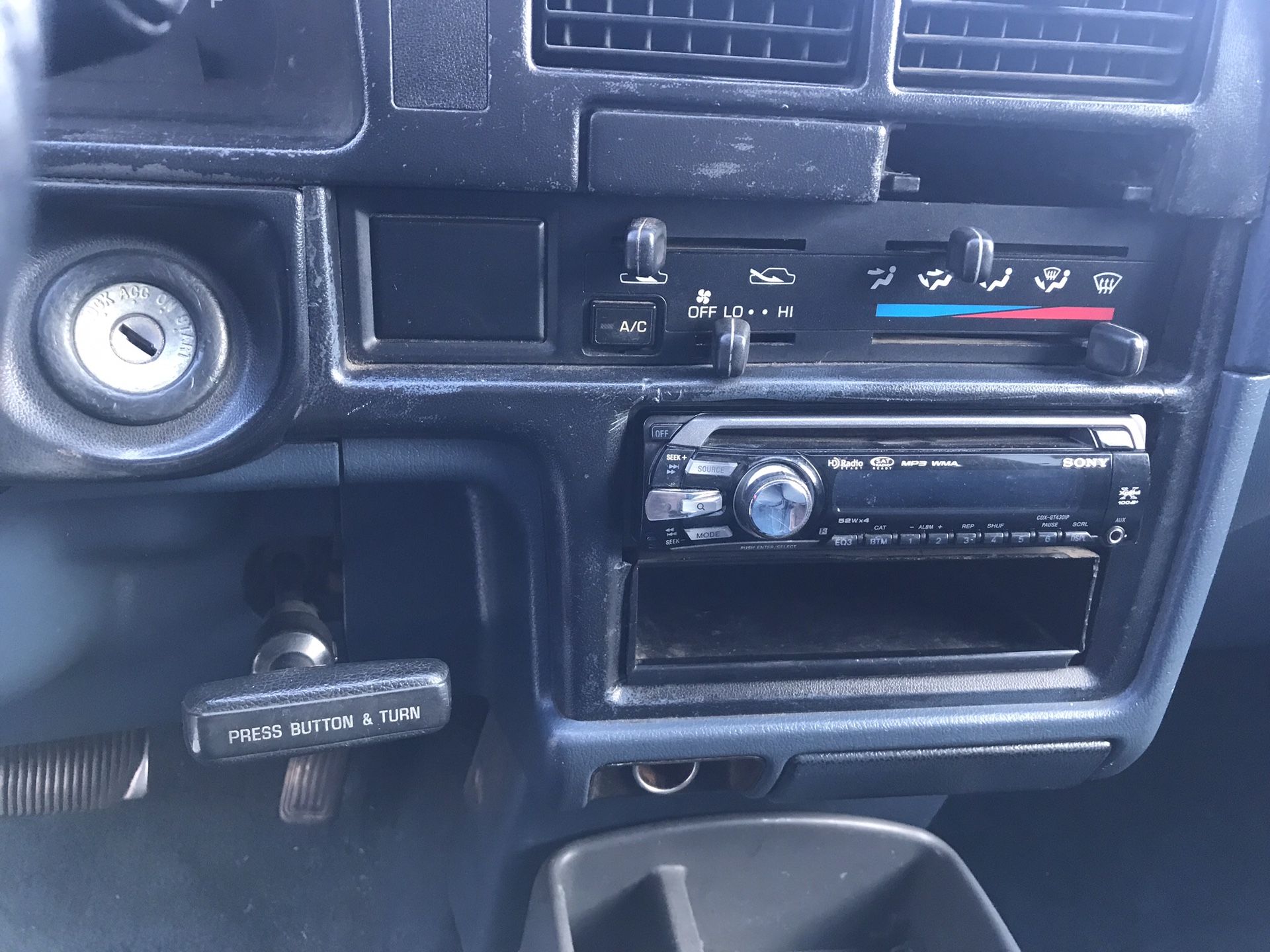 1990 Toyota Pickup for Sale in Mount Vernon, WA - OfferUp