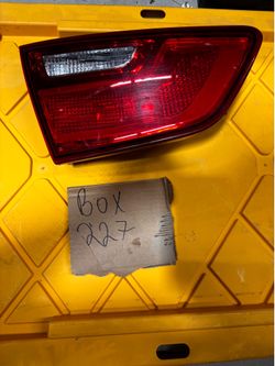 2014-2015 KIA OPTIMA SEDAN REAR LEFT TRUNK LID INNER TAIL LIGHT TAIL LAMP OEM