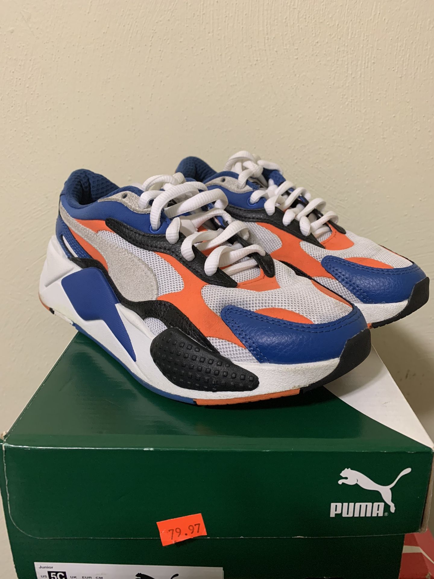 Puma kids size 4