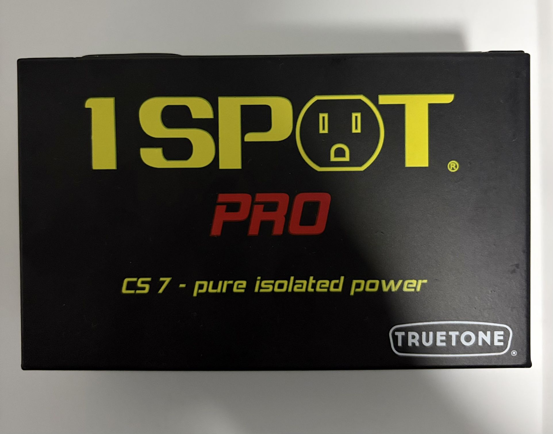 Truetone 1 SPOT PRO CS7 7-output Isolated Guitar Pedal Power Supply