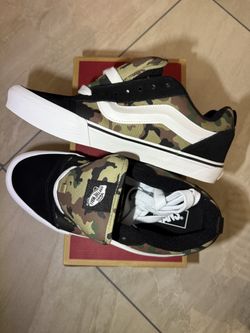 Vans Knu Skool Mens 10.5 size shoes