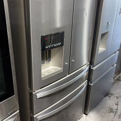 Frigidaire French Door Refrigerator 