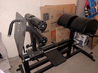 Back extension machine